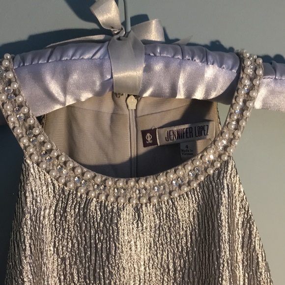 Jennifer Lopez Textured Dress - Picture 3 of 5